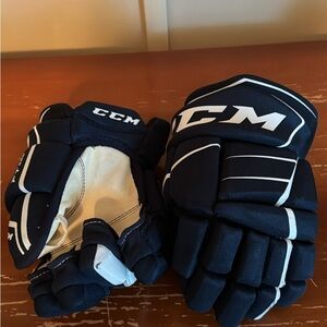 CCM 11” - Youth Hockey Gloves